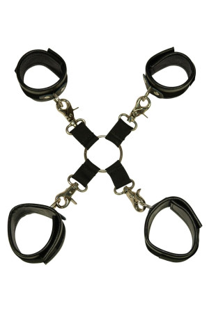 Чёрная бондажная фиксация: крестовина, наручники и оковы