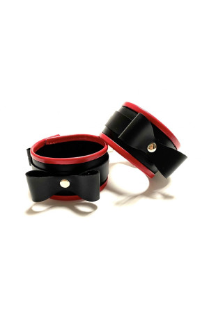 Черно-красные наручники с бантиками из эко-кожи